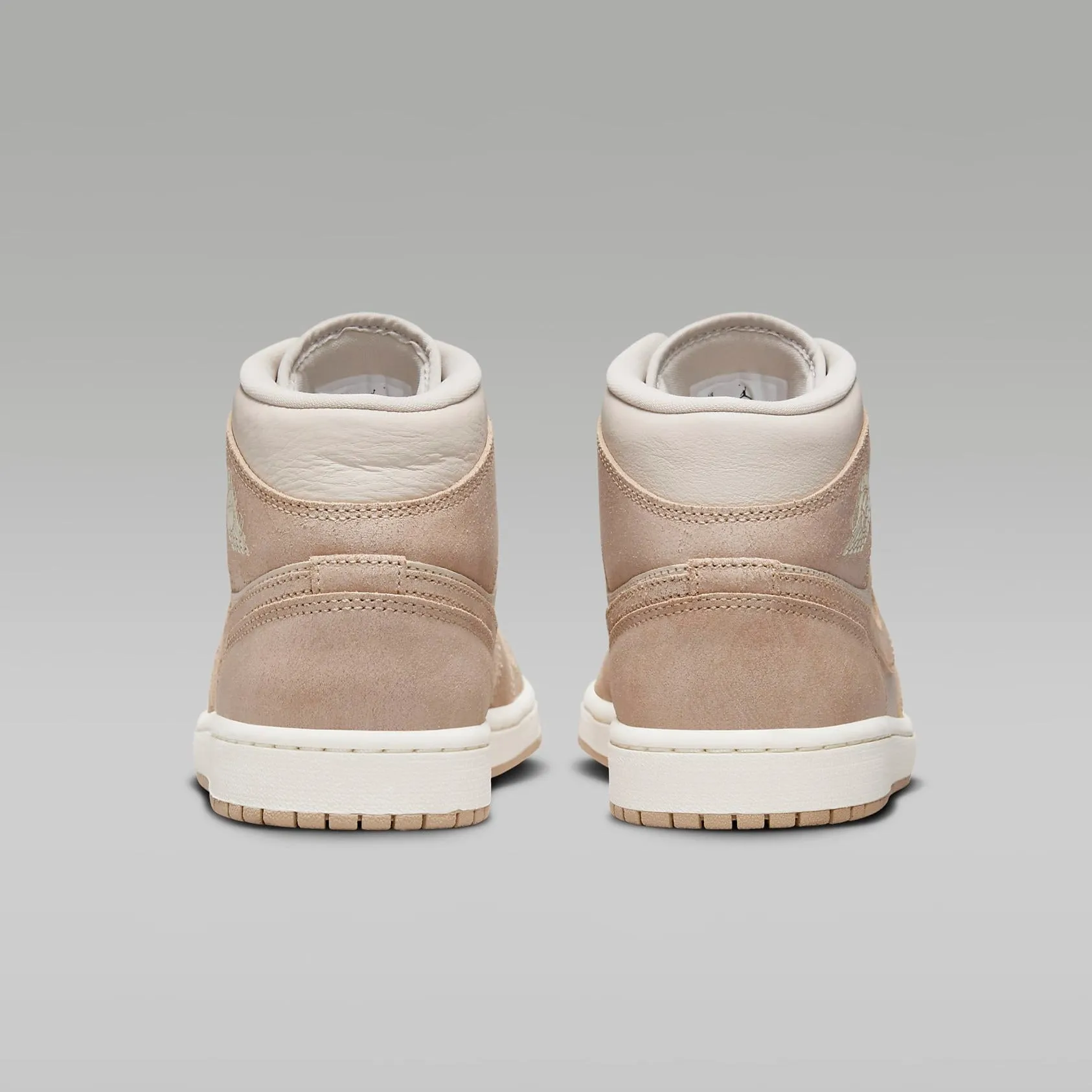 Air Jordan 1 Mid SE Women's Shoes