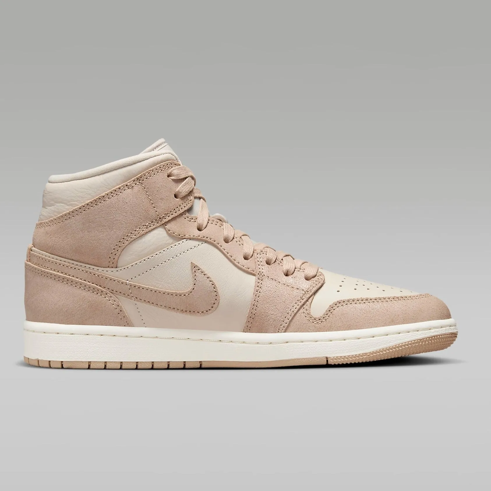 Air Jordan 1 Mid SE Women's Shoes