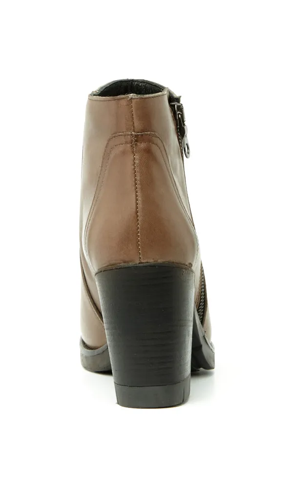BOOTS ANN TUIL ISIS