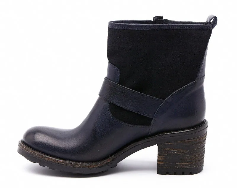 BOOTS ANN TUIL KRISTY BIKER