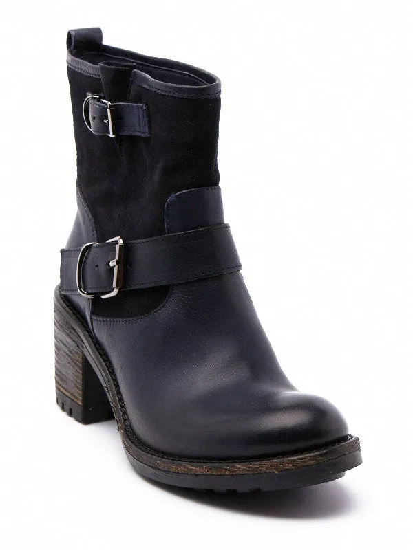 BOOTS ANN TUIL KRISTY BIKER