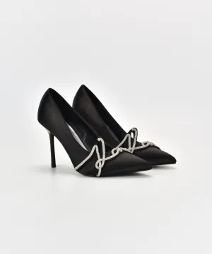 KARL LAGERFELD SARABANDE SIGNIA HEELED PUMPS