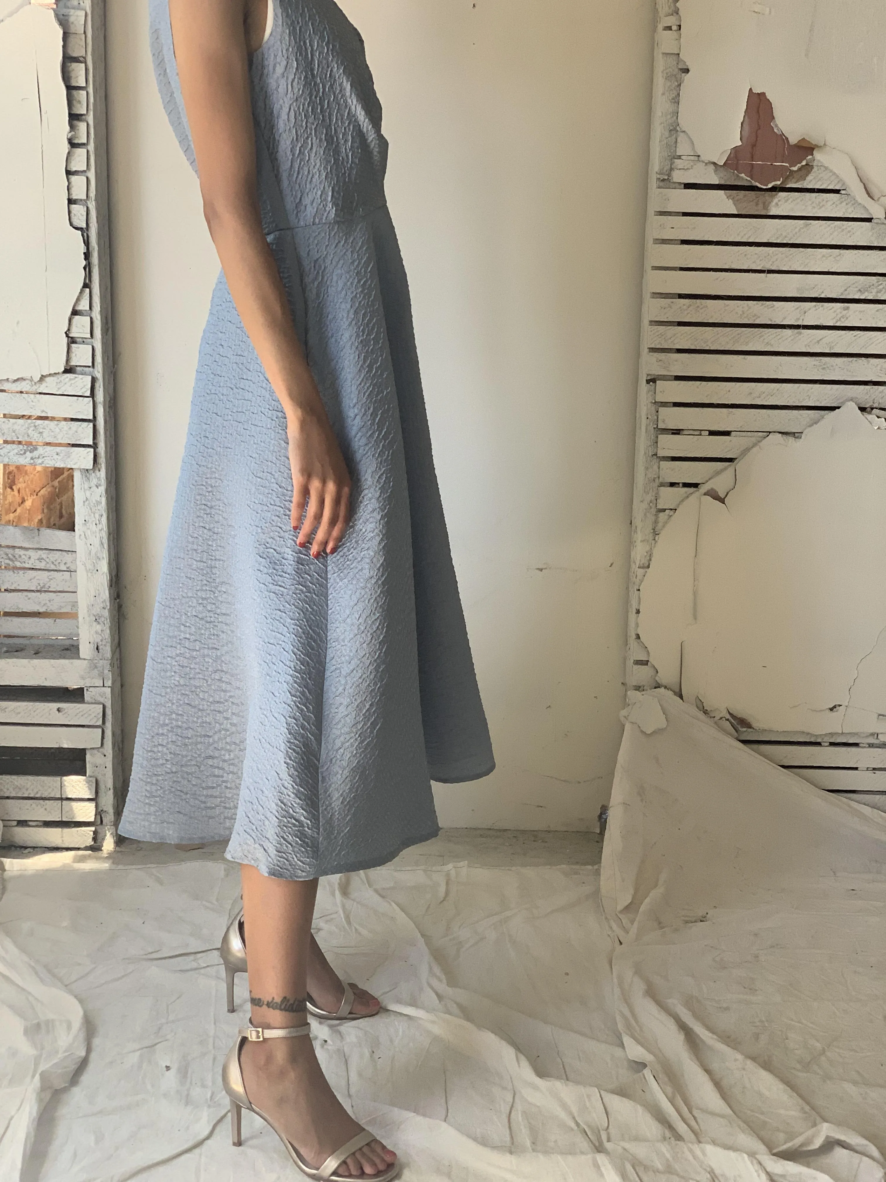 TERI JON - Audrey V-Neck Jacquard Dress