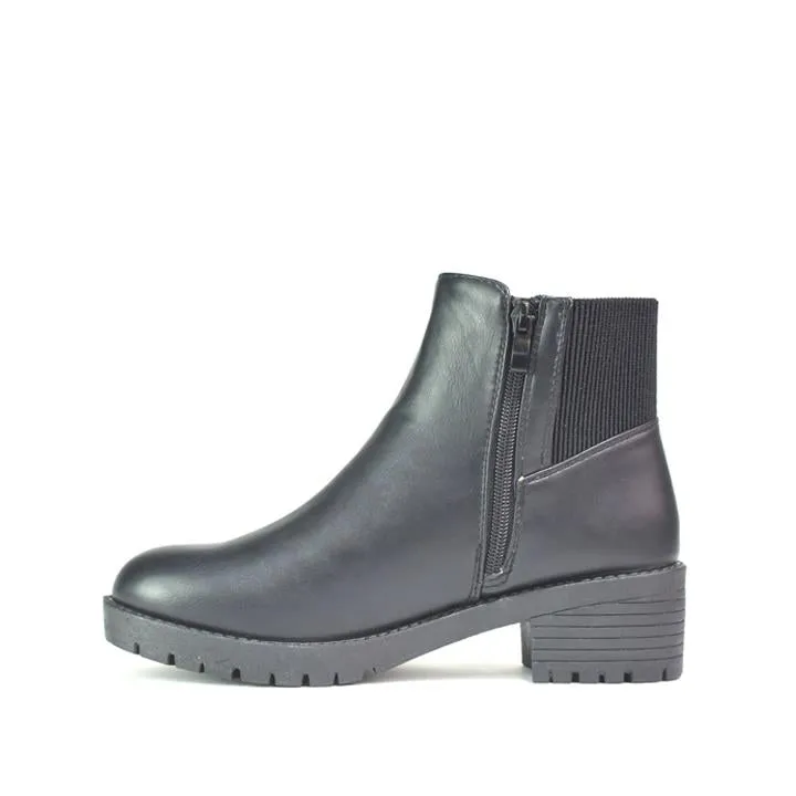 Women's Black Chelsea Boots